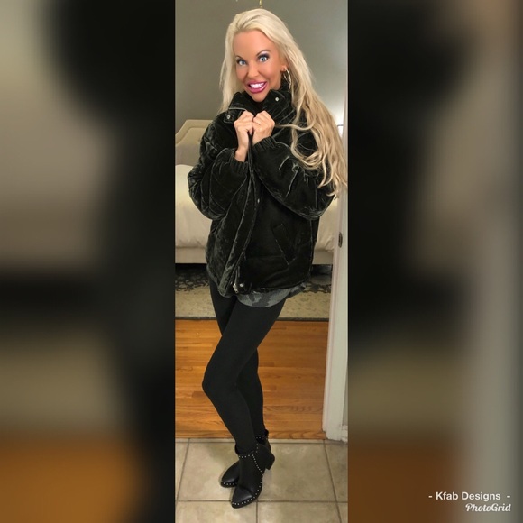 BEST! ❤️🌈Olive Puffer Velvet Jacket ! Beautiful - Picture 4 of 6